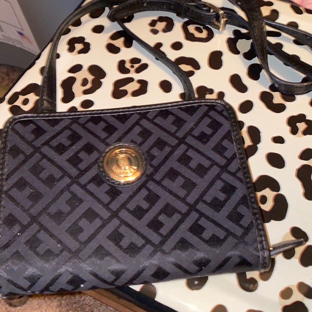Tommy Hilfiger Crossbody